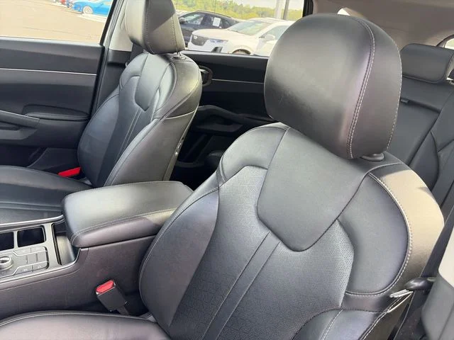 Used 2022 Gray Kia S image 11