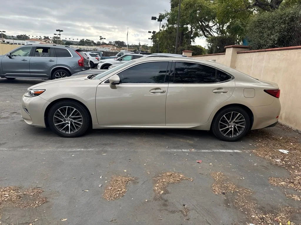 Used 2017 Beige Lexus 350 image 5