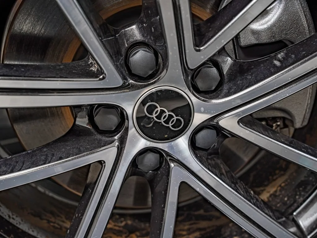 New 2026 Daytona Gray Metallic Audi 2.0T Premium Plus image 11