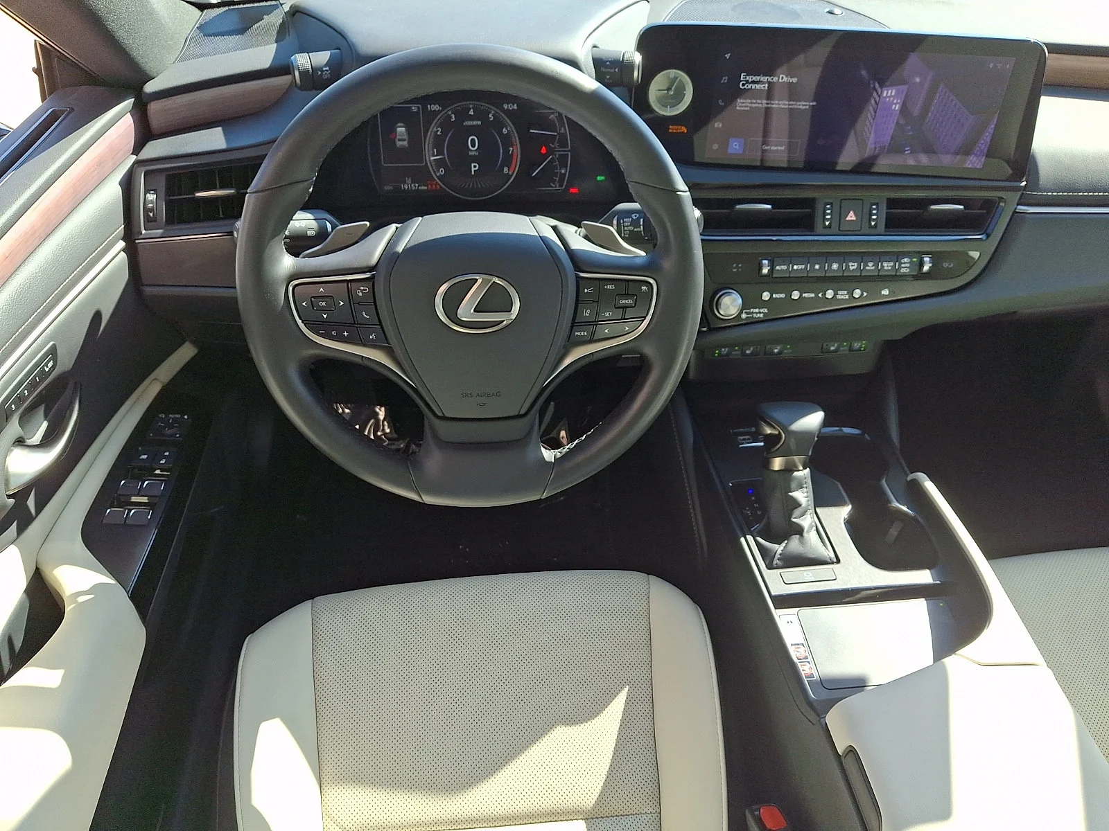 Certified Used 2024 CAVIAR Lexus  image 12