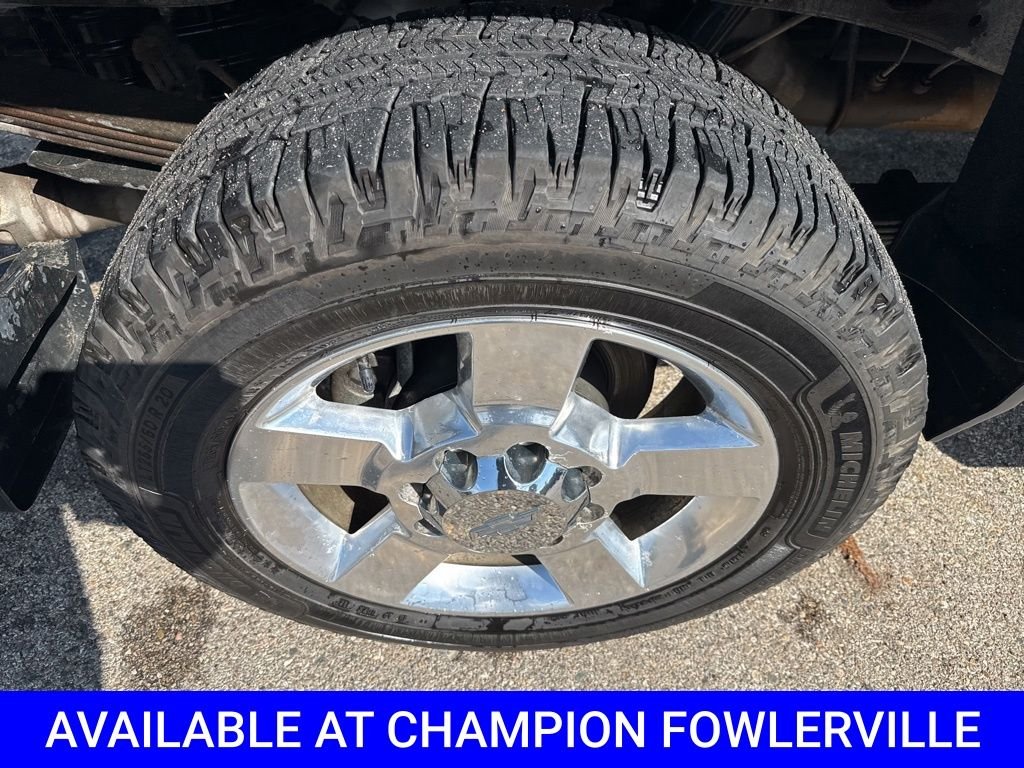 Used 2018 Purple Chevrolet LT image 14