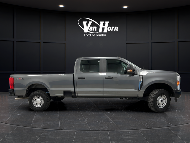 Used 2025 Carbonized Gray Metallic Ford XL image 8