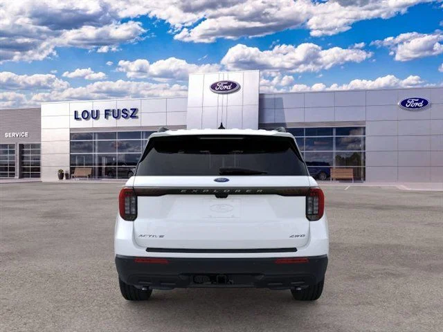 New 2026 Star White Metallic Tri-Coat Ford Active image 30