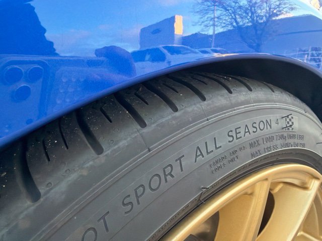 Used 2018 Blue Subaru Premium image 10
