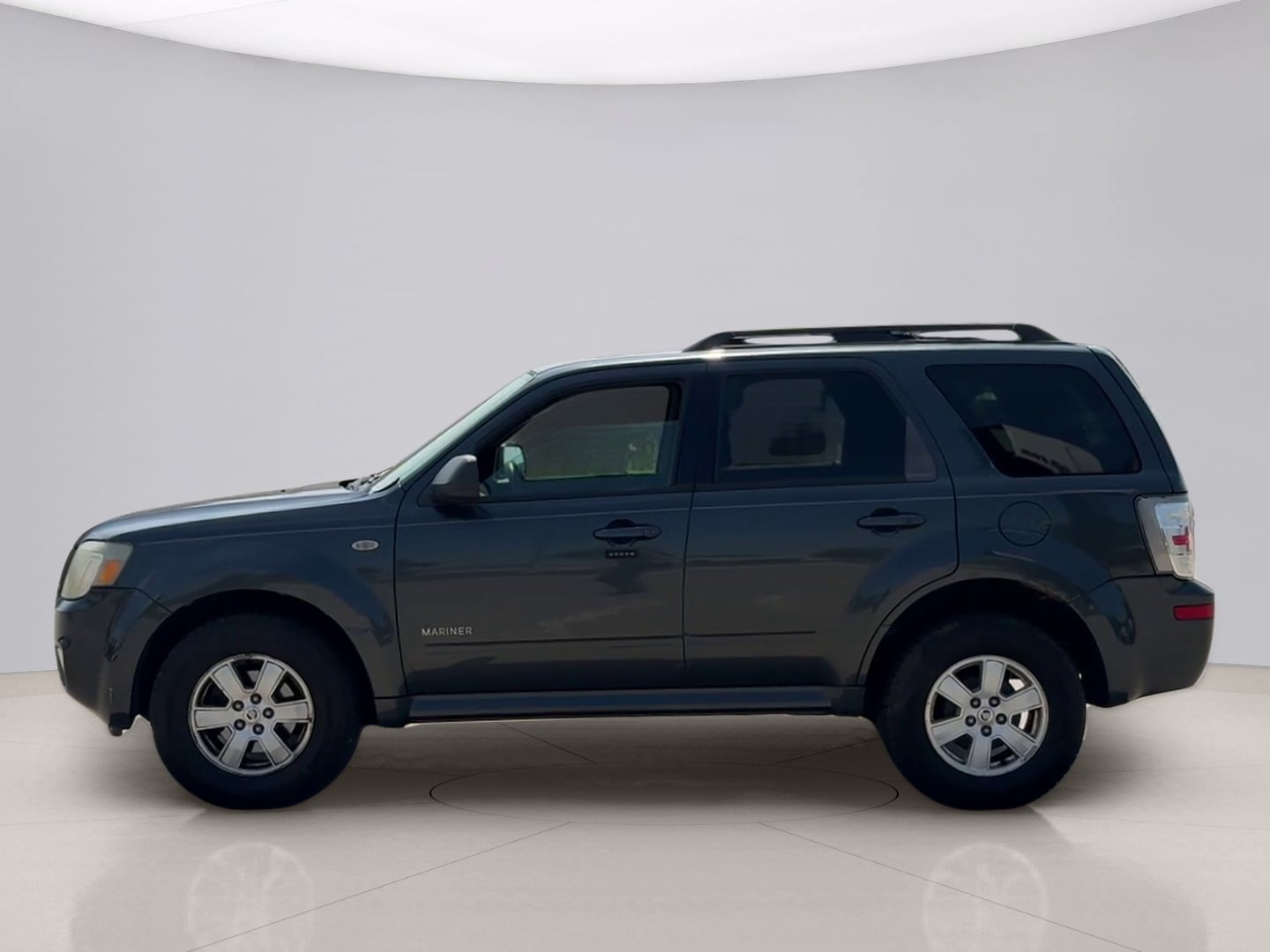 Used 2008 Gray Mercury BASE image 2