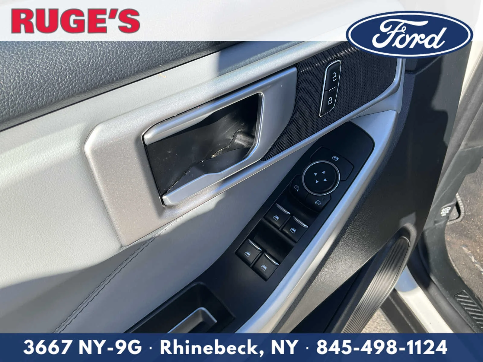Used 2023 Star White Metallic Tri-Coat Ford XLT image 17