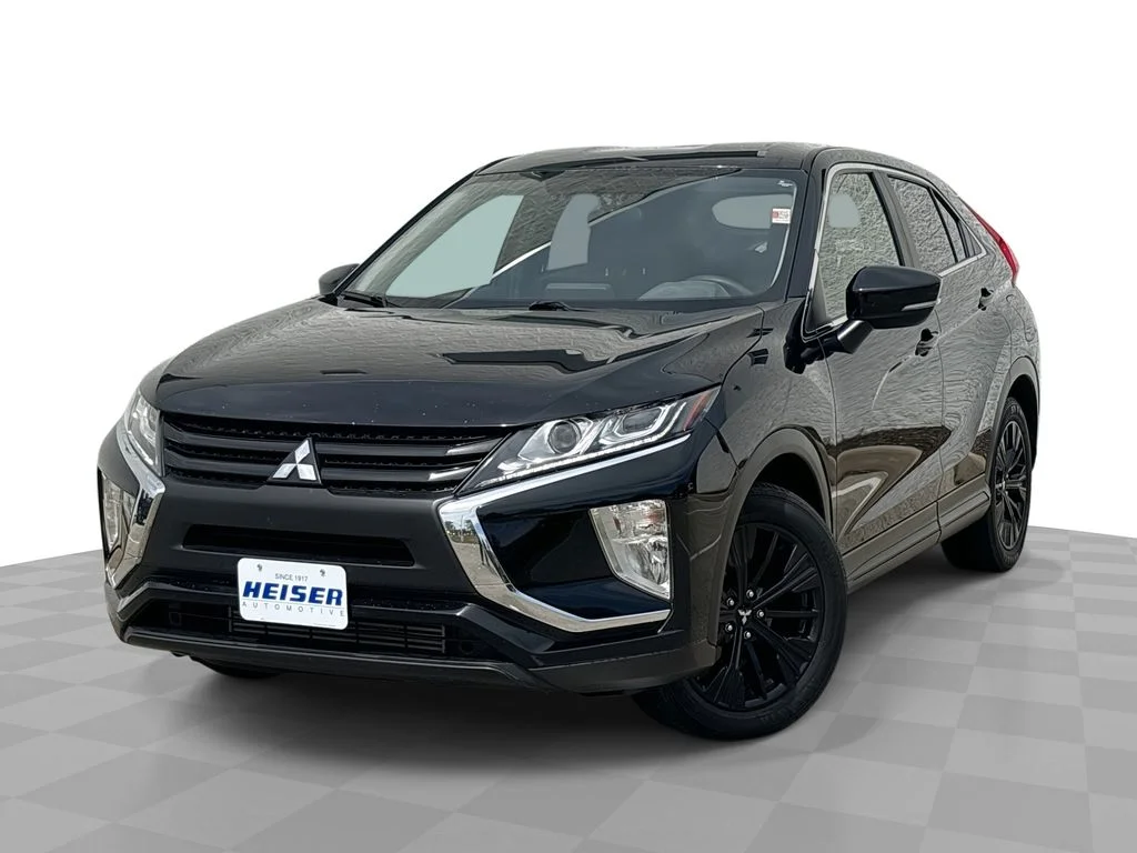 2020 Mitsubishi Eclipse Cross LE 2WD's photo
