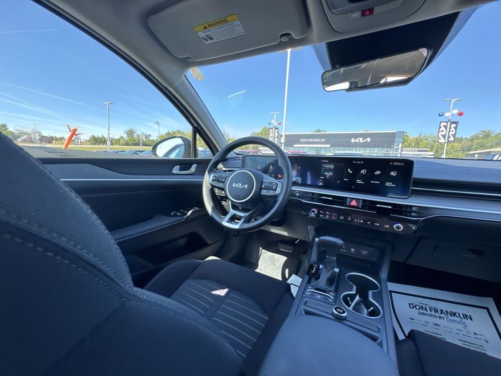 Used 2026 Black Kia LXS image 15