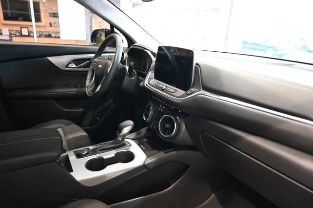 Used 2024 Black Chevrolet 2LT image 13