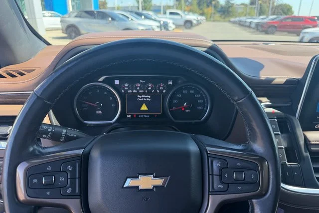 Used 2021 IRIDESCENT PEARL TRICOAT Chevrolet High Country image 14