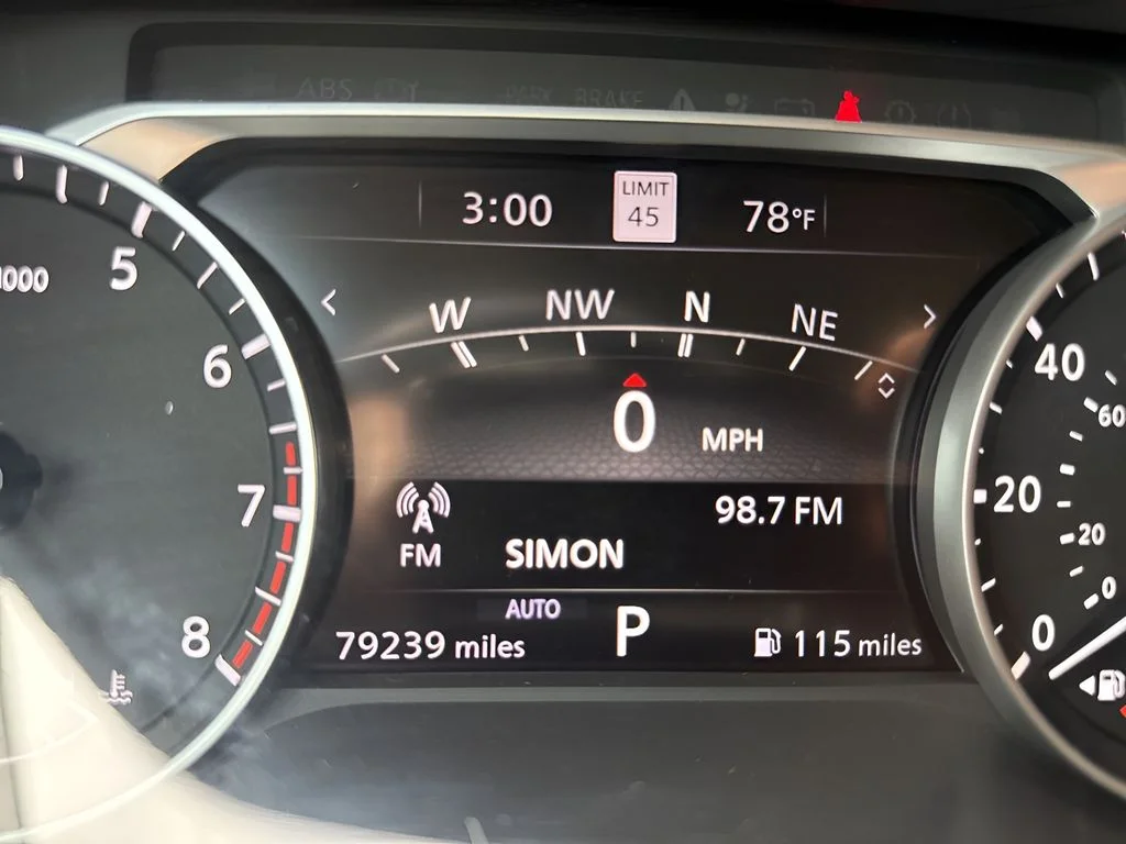 Used 2023 Black Nissan Platinum image 27