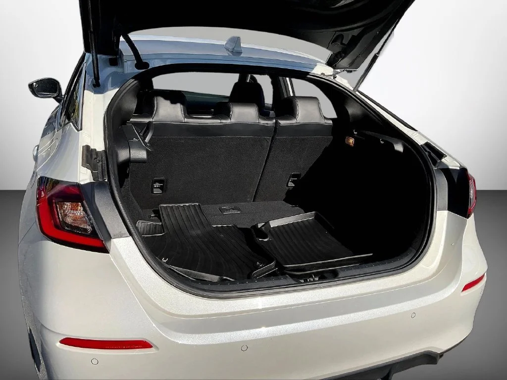 Used 2022 White Honda Sport Touring image 7