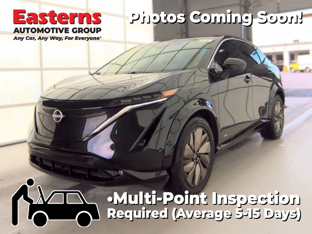 Used 2023 Black Nissan PREMIERE image 1