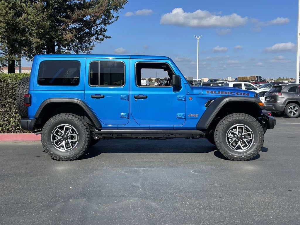 New 2026 Hydro Blue Pearl-Coat Exterior Paint Jeep Rubicon image 7