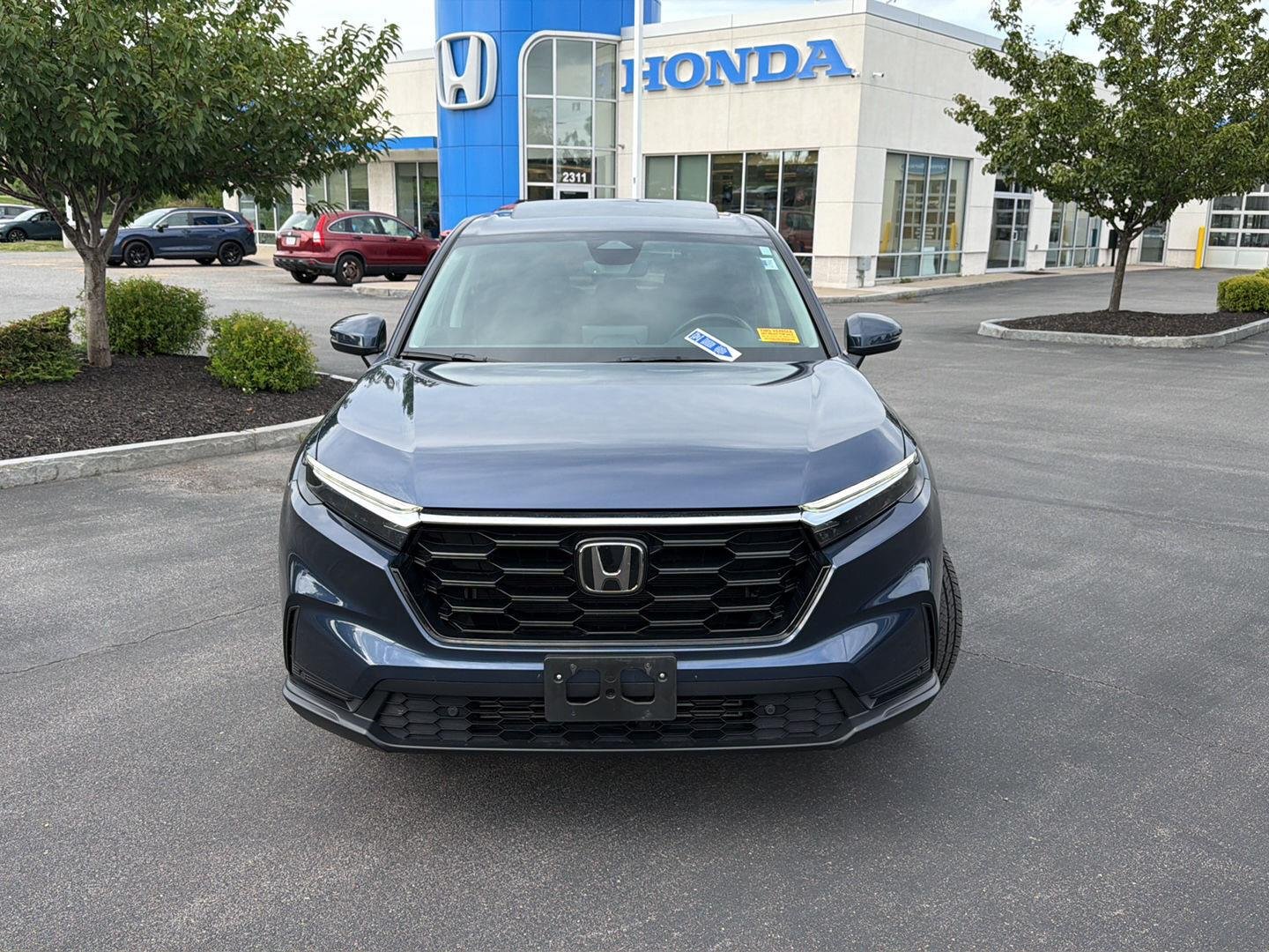 Used 2024 Canyon River Blue Metallic Honda EX-L image 2