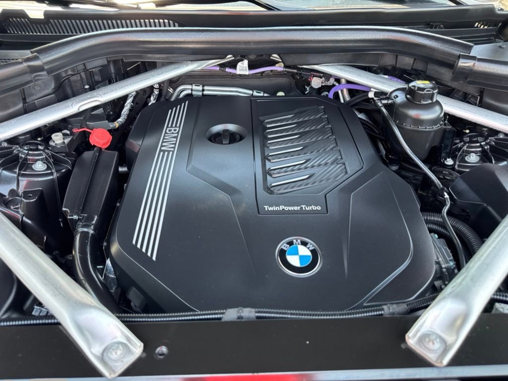 Used 2023 Dark Graphite BMW xDrive40i image 32