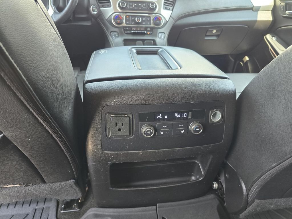 2018 Chevrolet Tahoe LT - Photo 12
