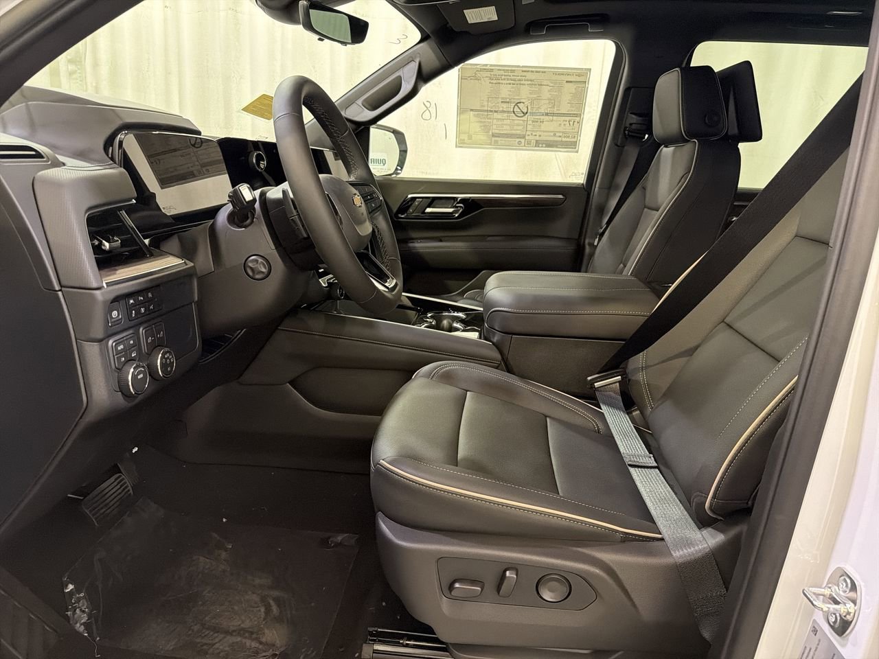 New 2026 Polar White Tricoat Chevrolet Premier image 14
