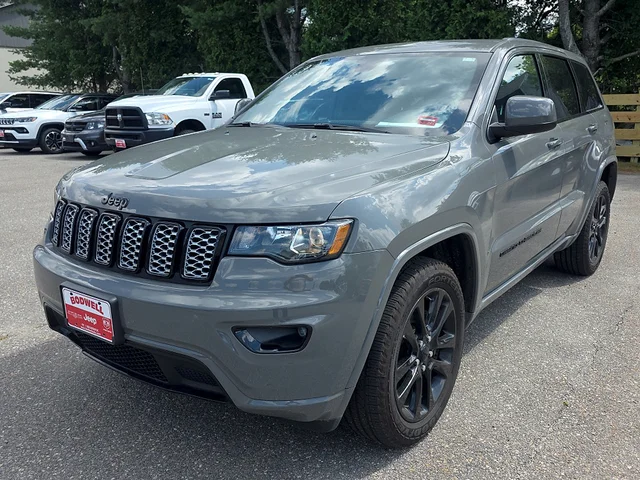 2021 Jeep Grand Cherokee Laredo X 4x4