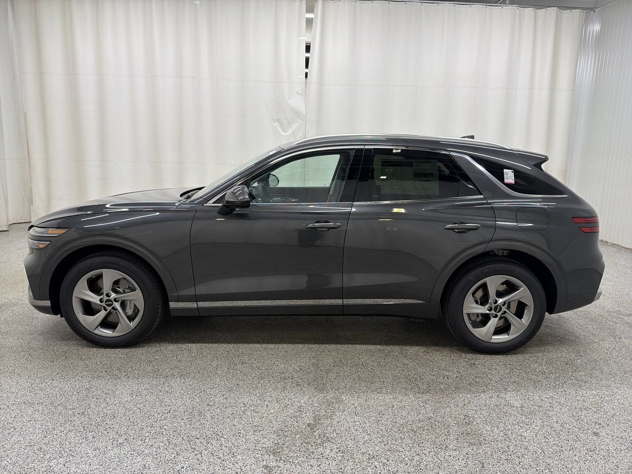 New 2027 Makalu Gray Genesis 2.5T image 6
