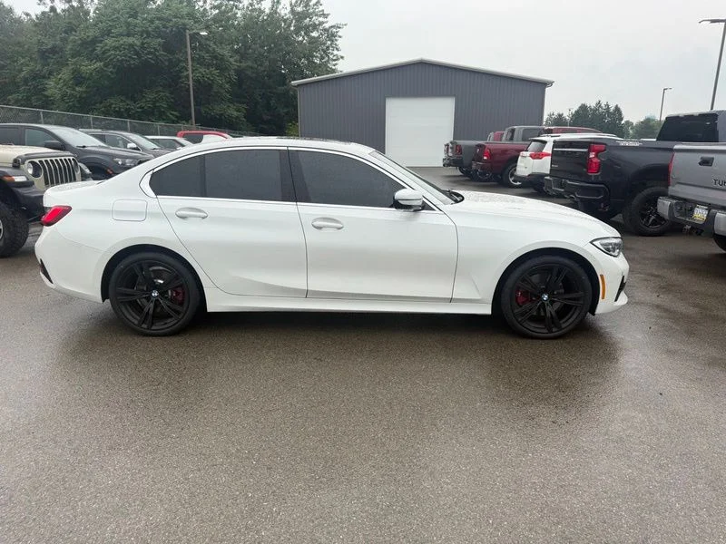 Used 2020 White BMW 330i xDrive image 13