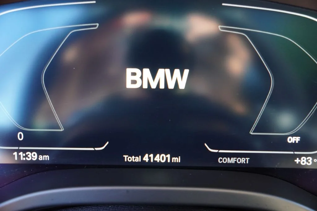 Used 2023 Alpine White BMW xDrive30i image 40