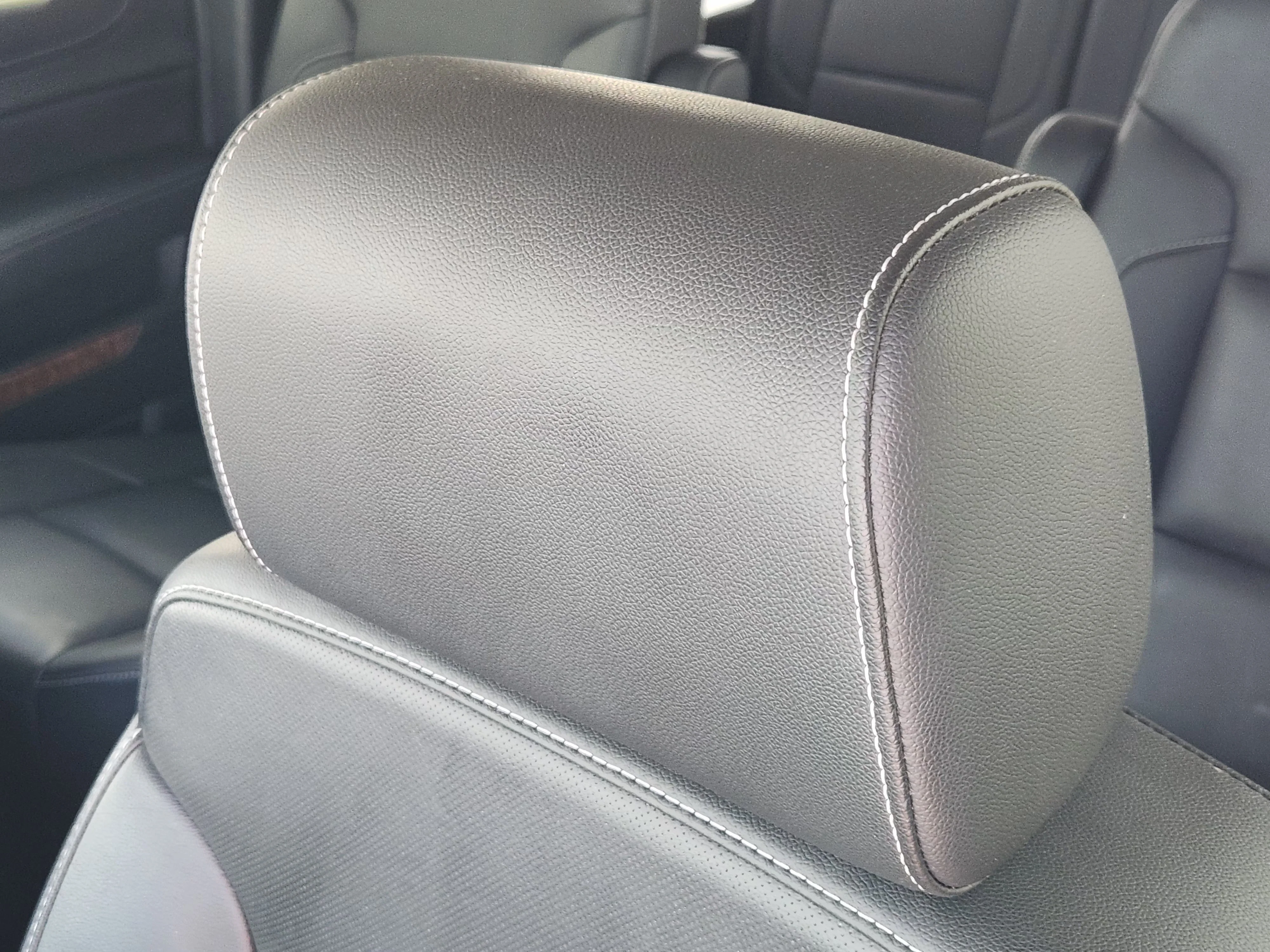 Used 2019 Black Chevrolet Premier image 16