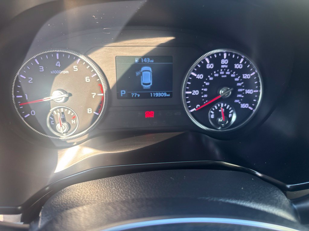 Used 2020 Silver Kia S image 14