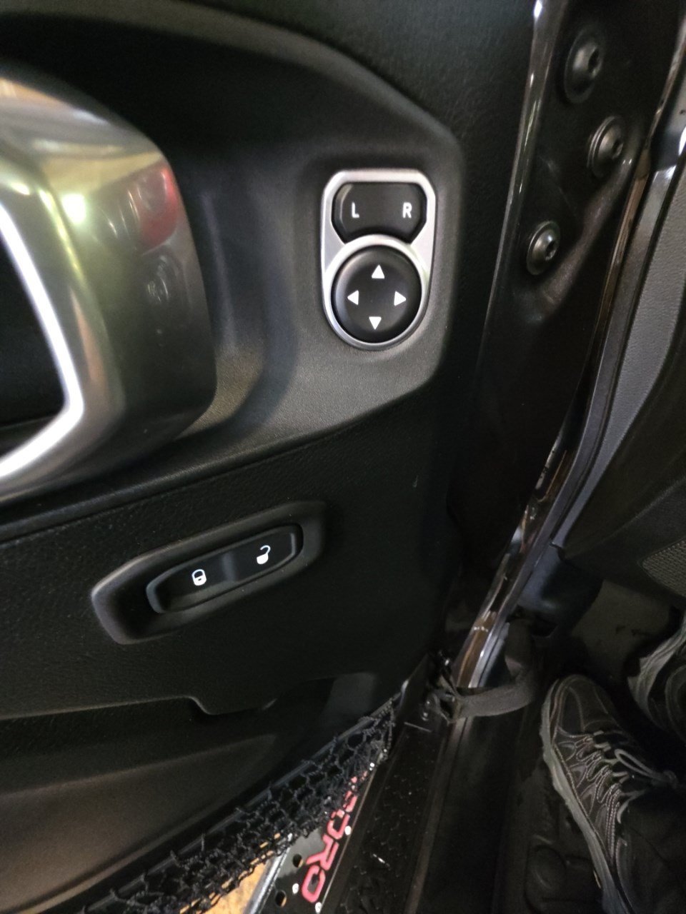Used 2021 Granite Crystal Metallic Clearcoat Jeep Unlimited Rubicon image 39