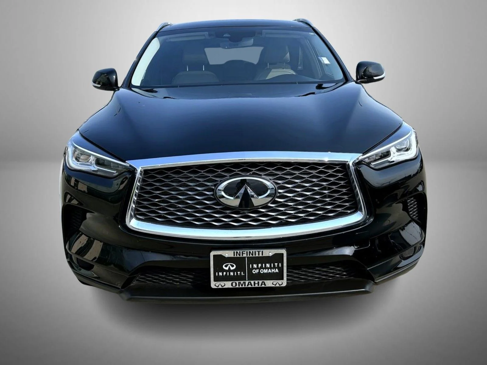 Certified Used 2025 Black INFINITI LUXE image 2
