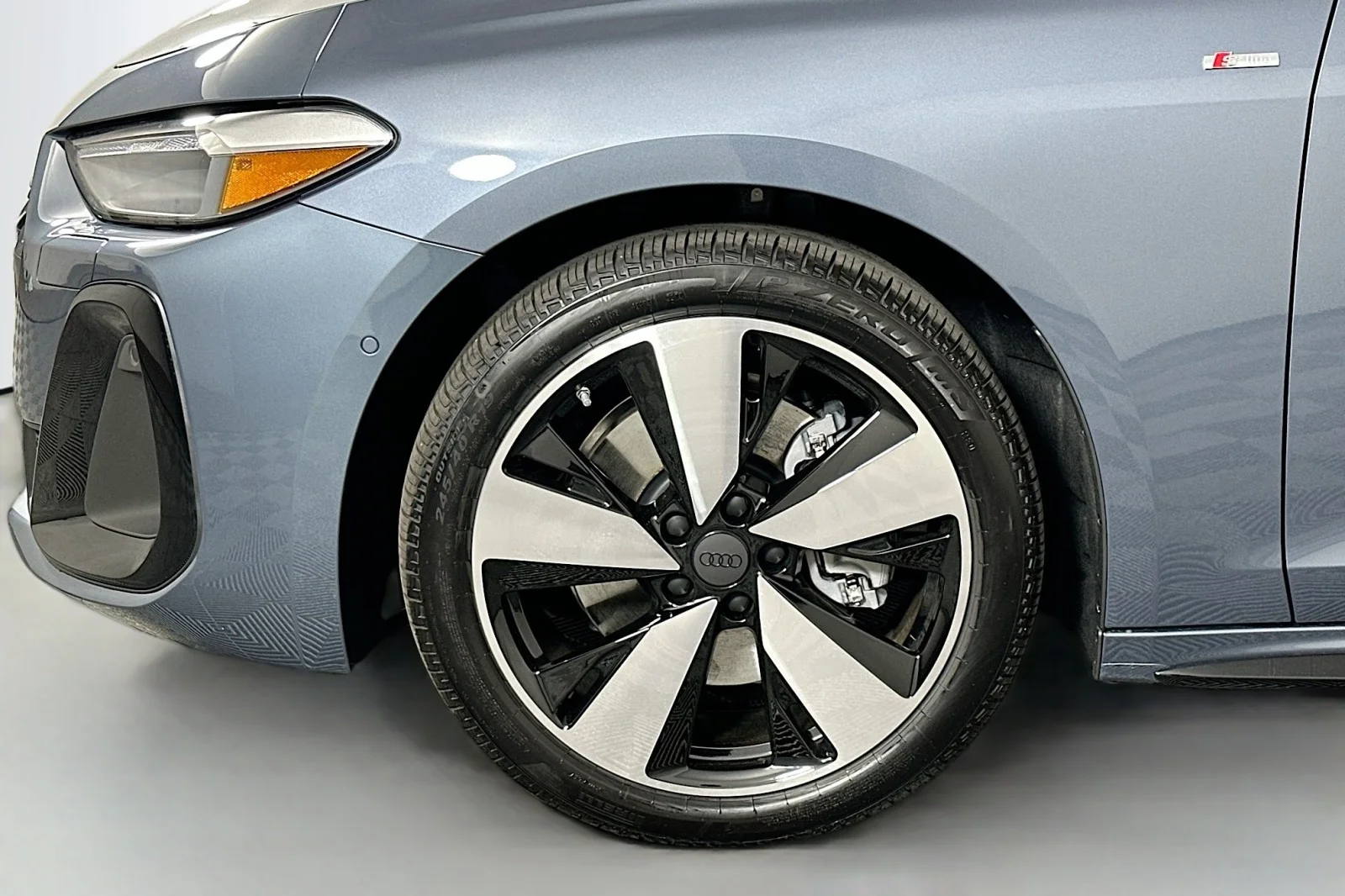New 2026 Horizon Blue Metallic Audi Premium image 11