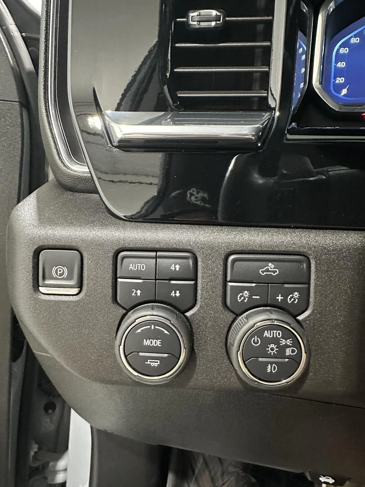 Used 2025 Slate Gray Metallic Chevrolet RST image 16