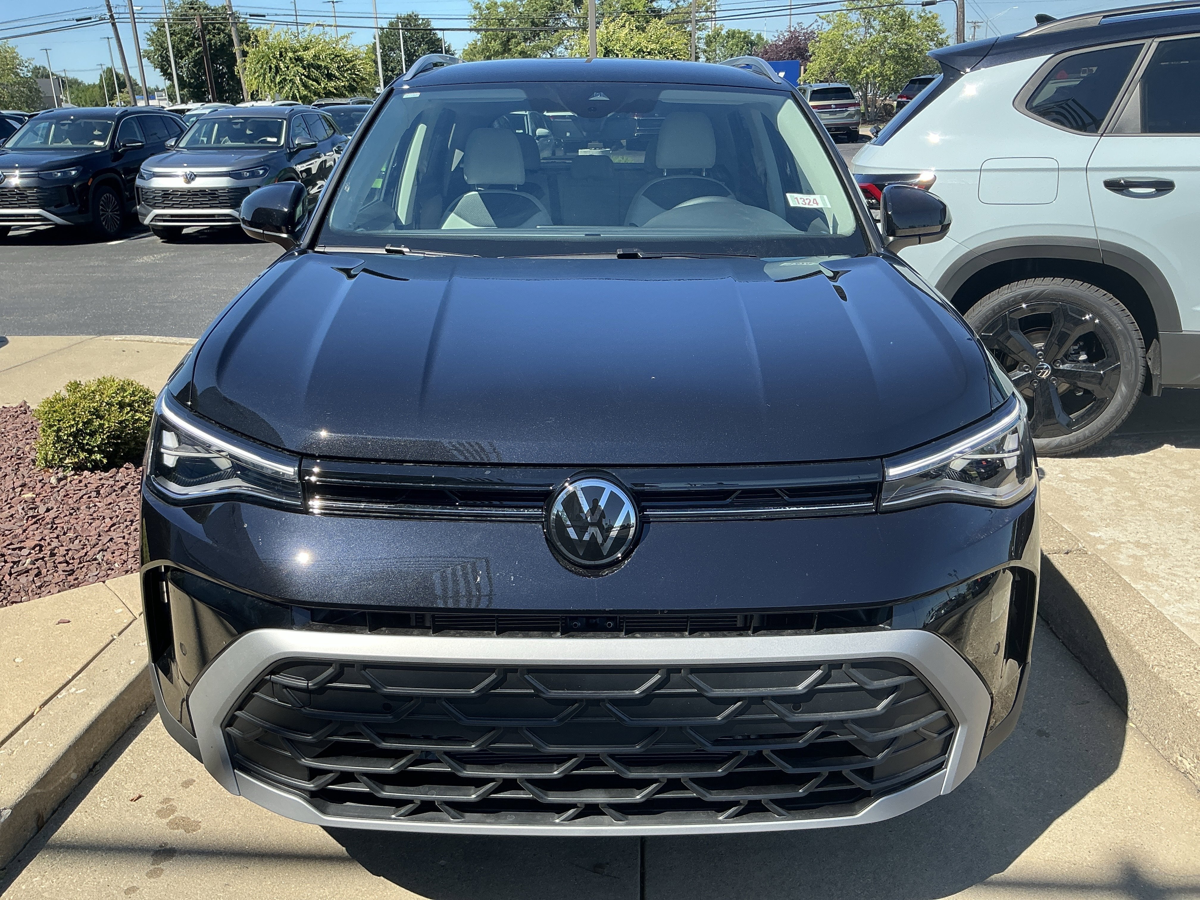 New 2026 Deep Black Pearl Volkswagen SE image 3
