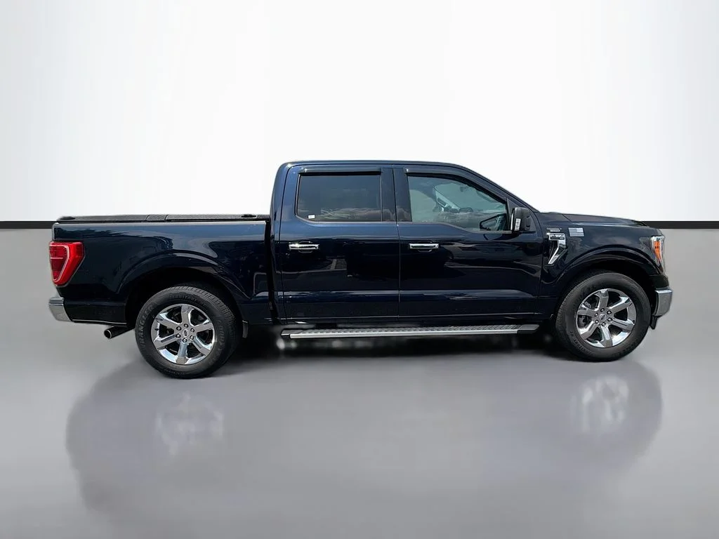Used 2023 Blue Ford XLT image 4
