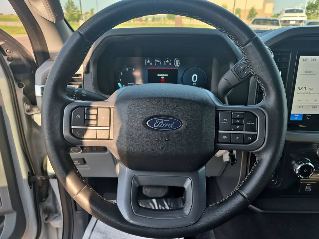 2025 Ford F-150 XLT - Photo 14