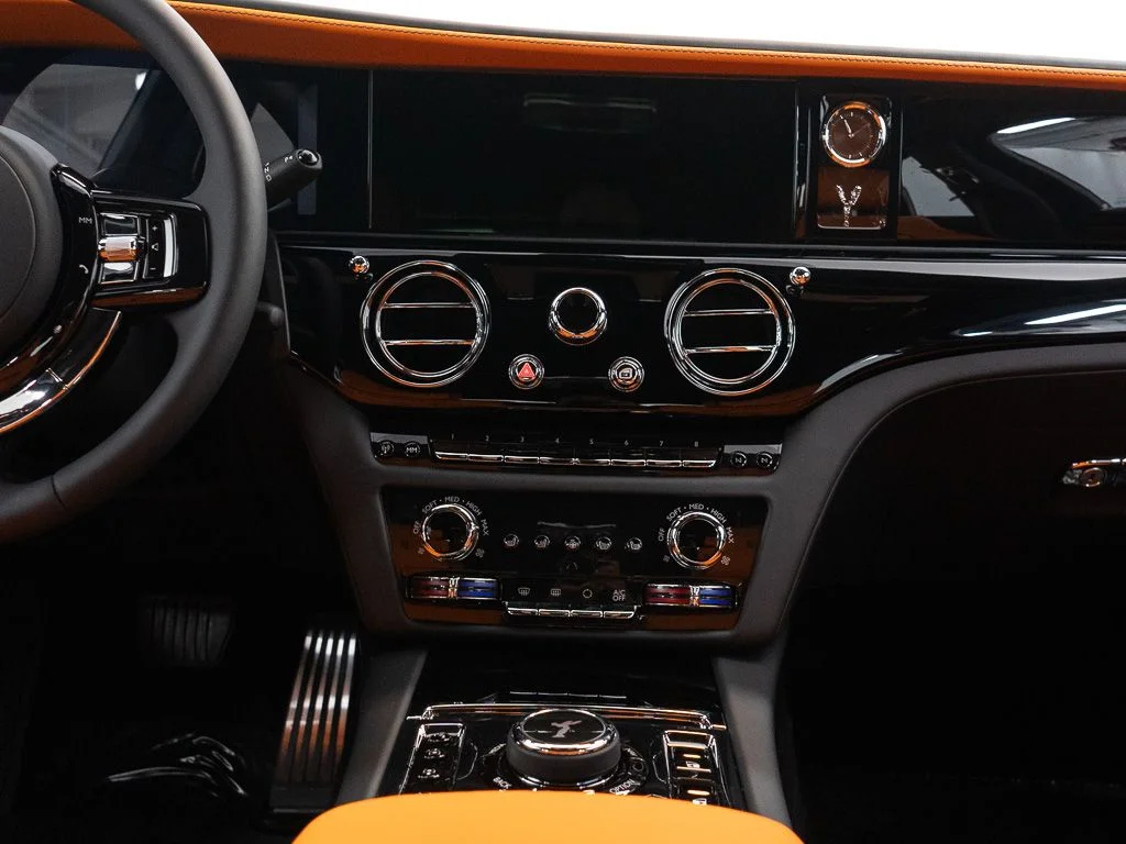 New 2027 Black Diamond Rolls-Royce  image 37