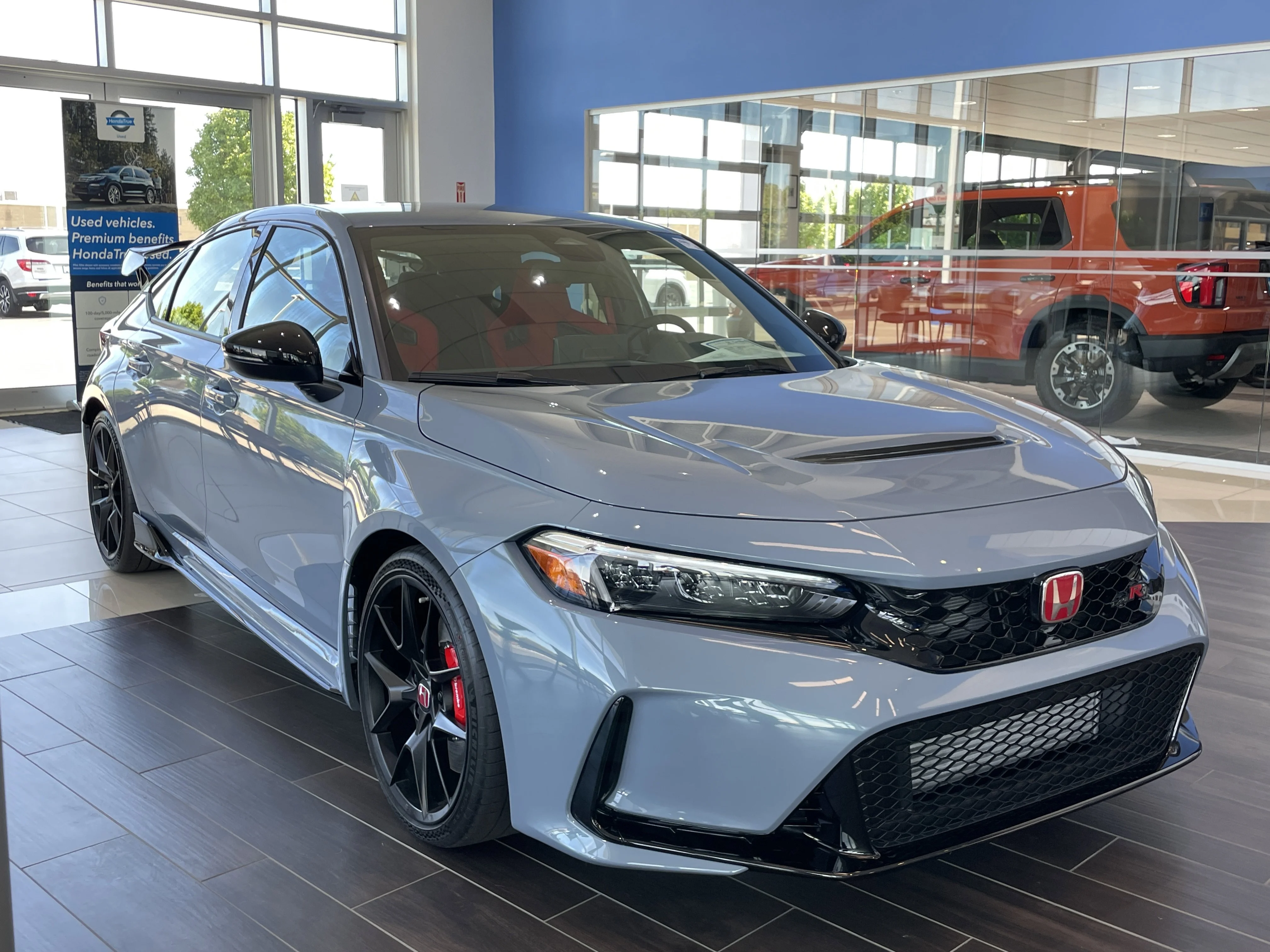 2025 Honda Civic Type-R's photo