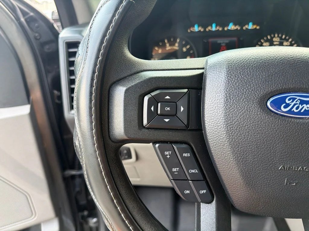 Used 2018 Gray Ford XL image 43