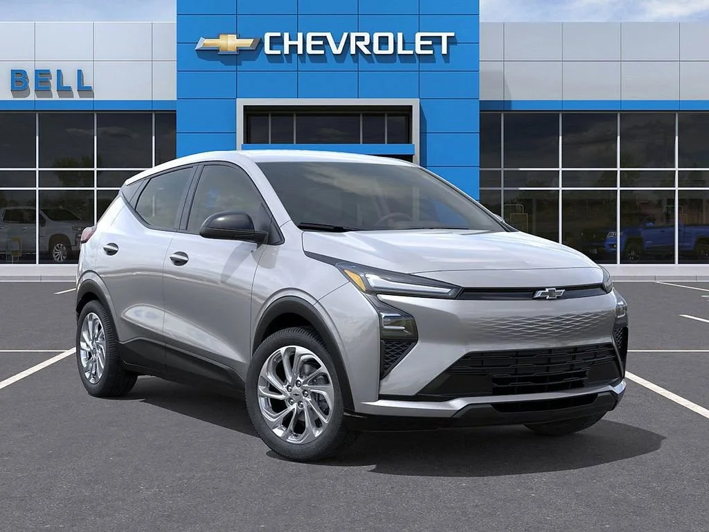 2027 Chevrolet Bolt LT - Photo 7