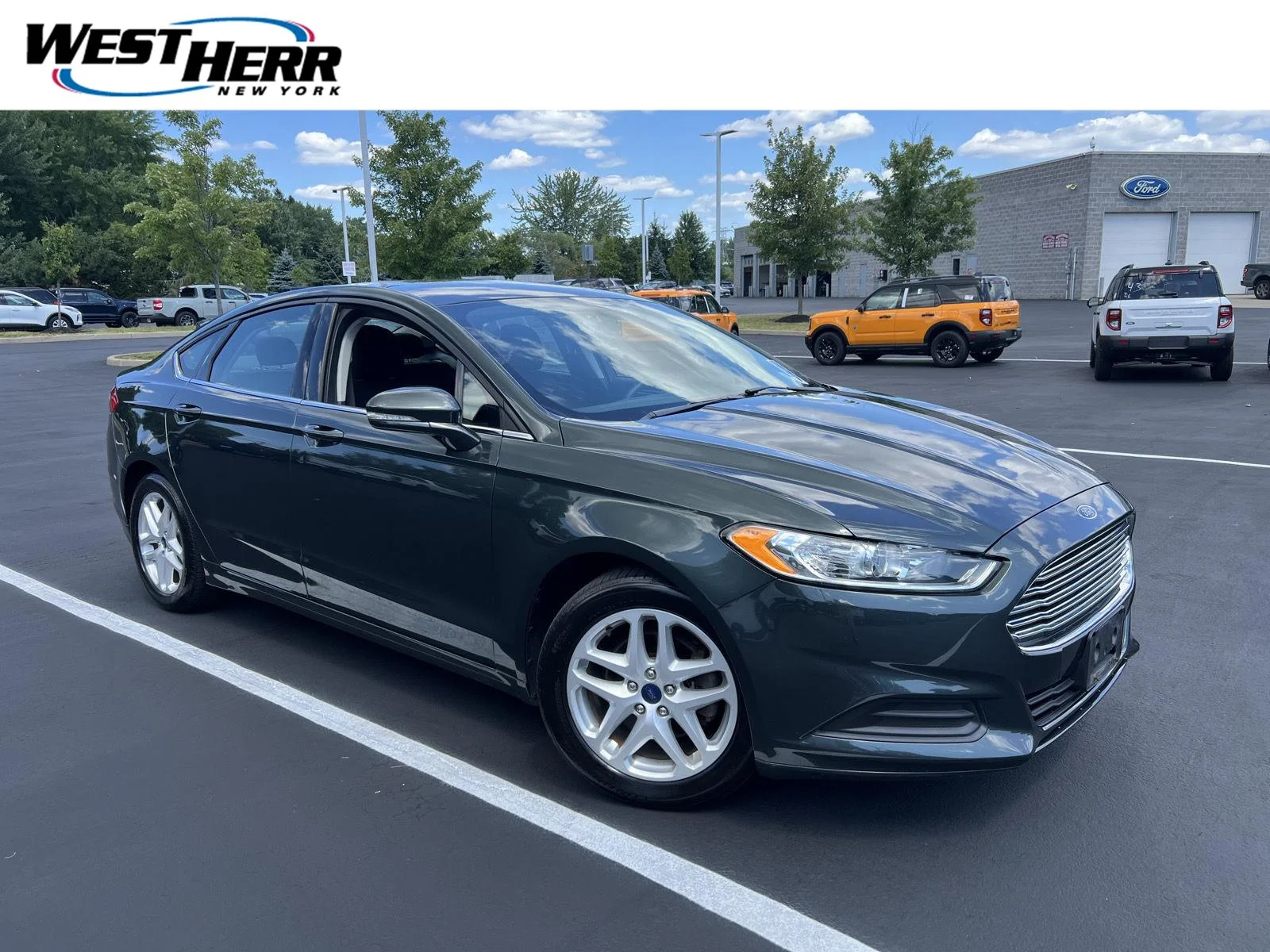 Used 2016 Guard Ford SE image 1