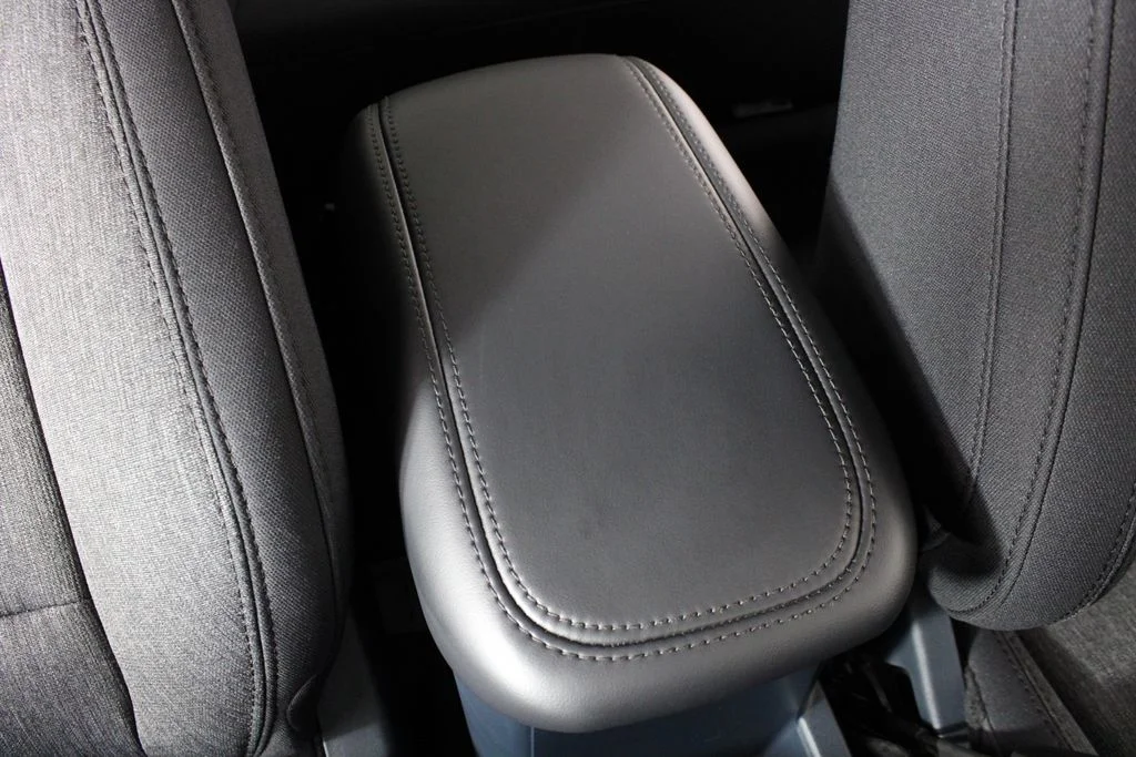 New 2026 Azure Gray Metallic Tri-Coat Ford XLT image 16