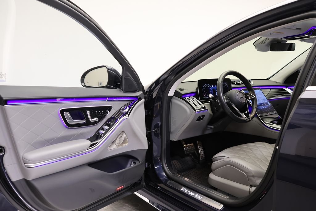 Certified Used 2023 Nautical Blue Metallic Mercedes-Benz S 580 image 35