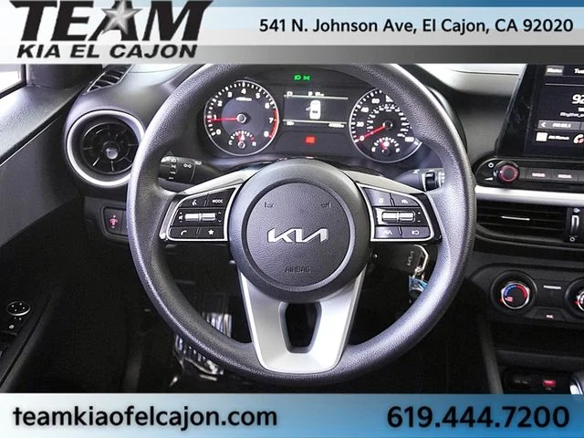 Used 2024 White Kia LXS image 18