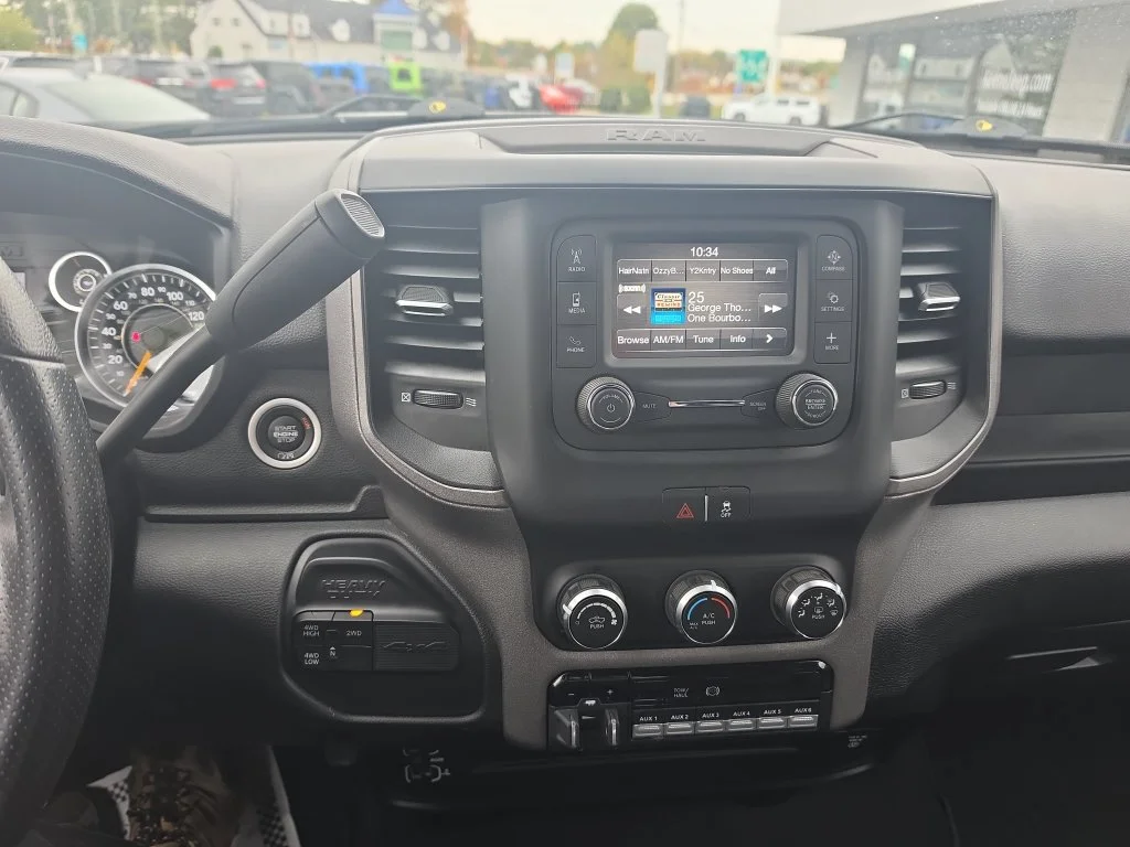 Used 2021 Silver Ram Tradesman image 21