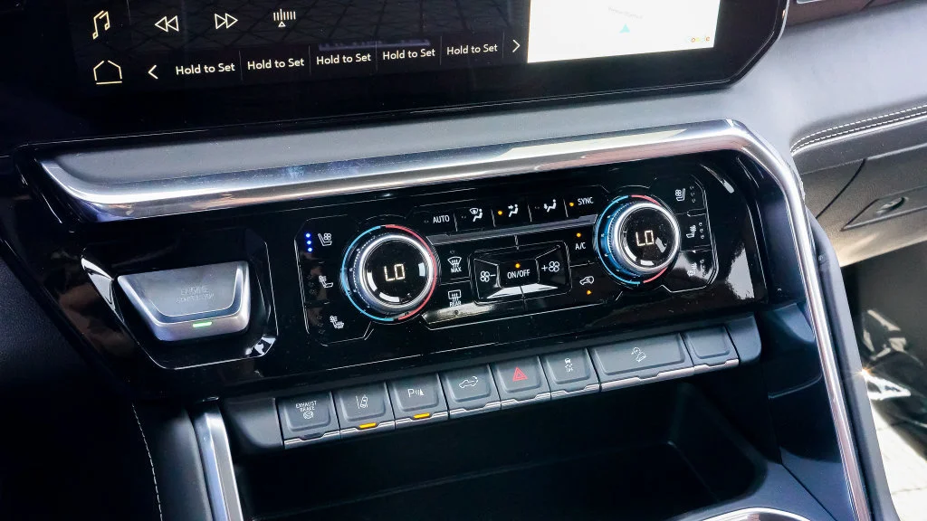 2026 GMC Sierra 2500HD Denali Ultimate - Photo 22