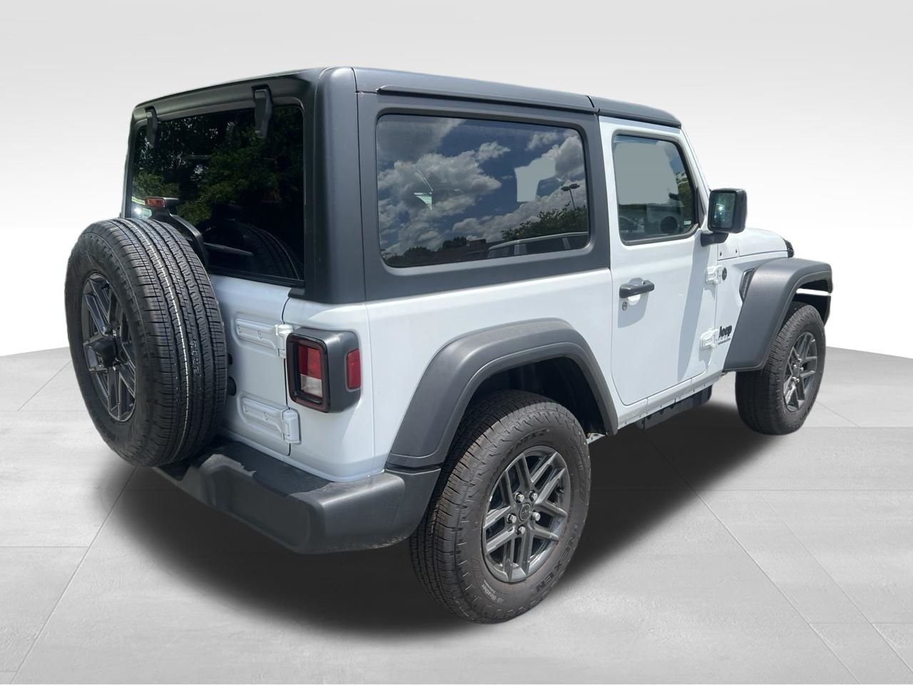 New 2026 Bright White Clear-Coat Exterior Paint Jeep Sport S image 6