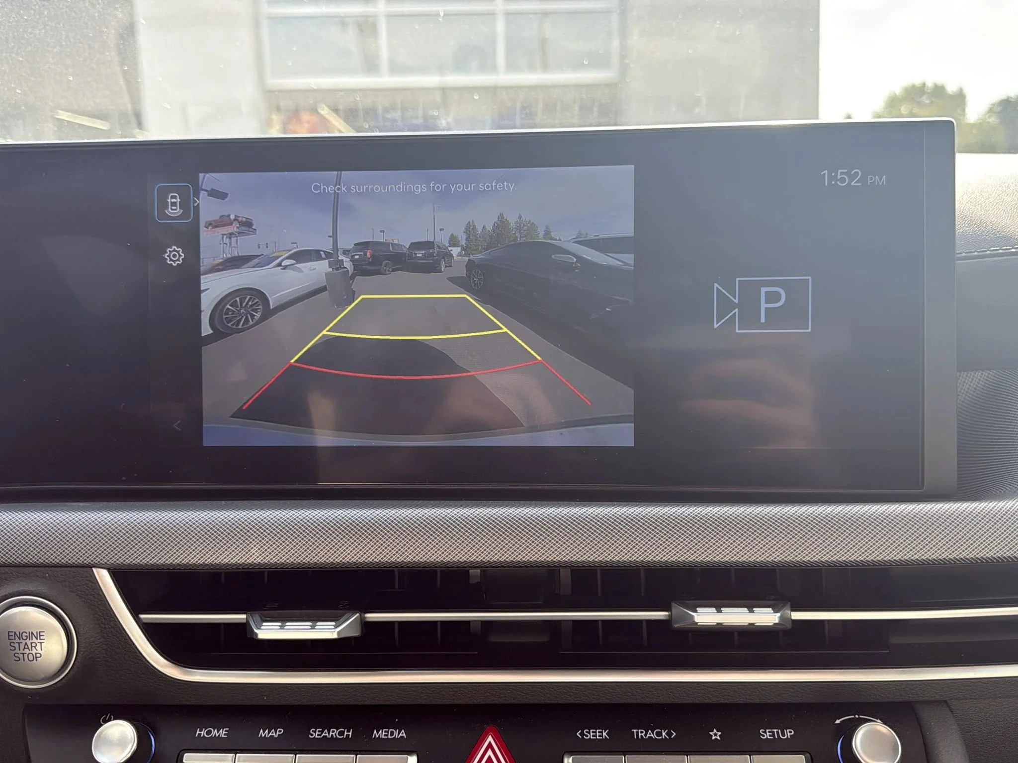 Used 2025 Aero Silver Hyundai SEL image 16