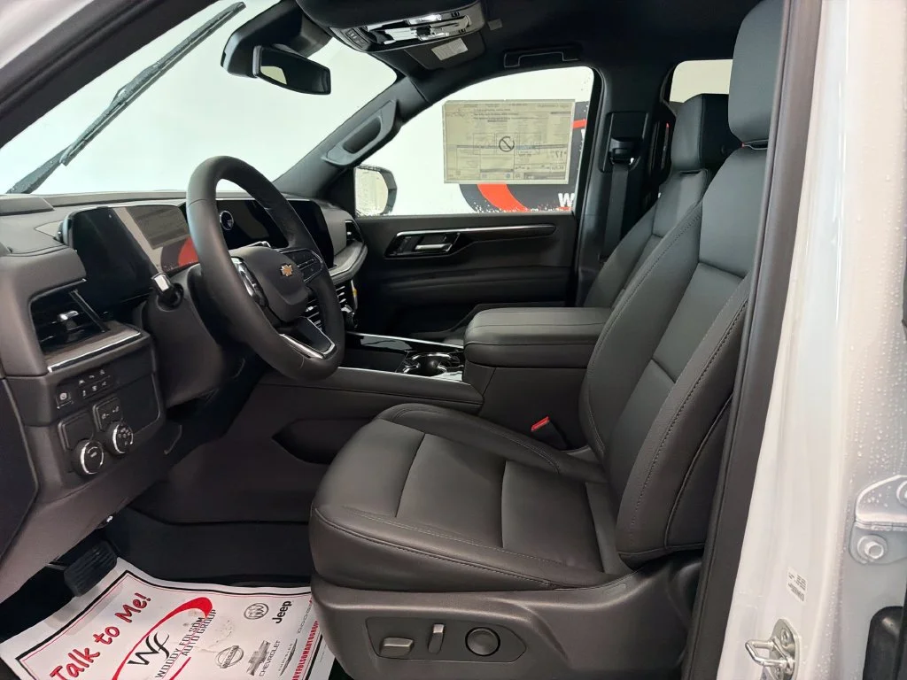 New 2027 Summit White Chevrolet LT image 8