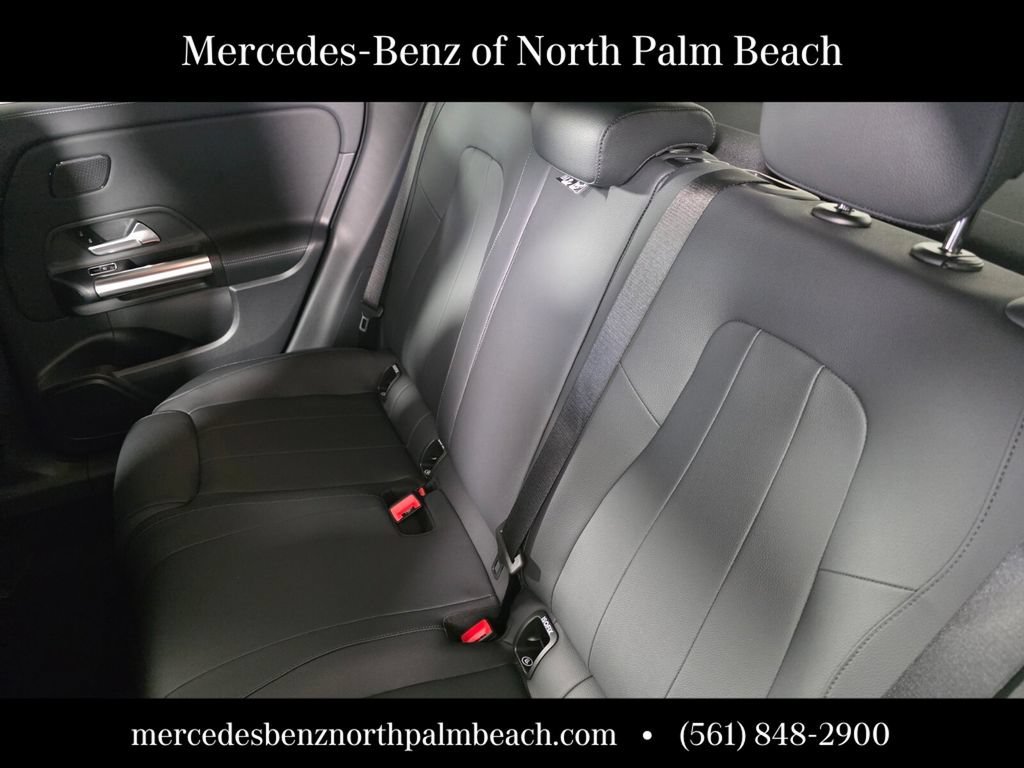 New 2026 Night Black Mercedes-Benz GLA 250 image 40