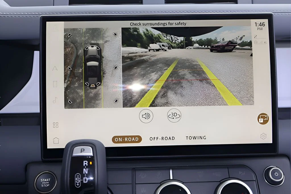 New 2026 Fuji White Land Rover X-Dynamic SE image 23